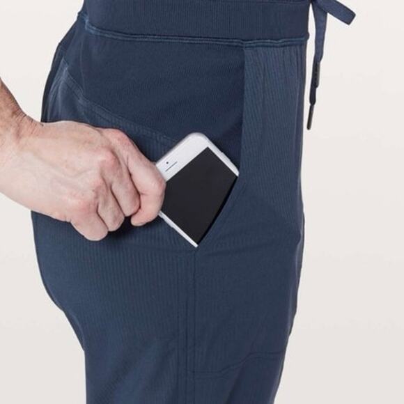 Lululemon Dance Studio Mid-Rise Cropped Pant Navy Size 0 - Picture 2 of 12